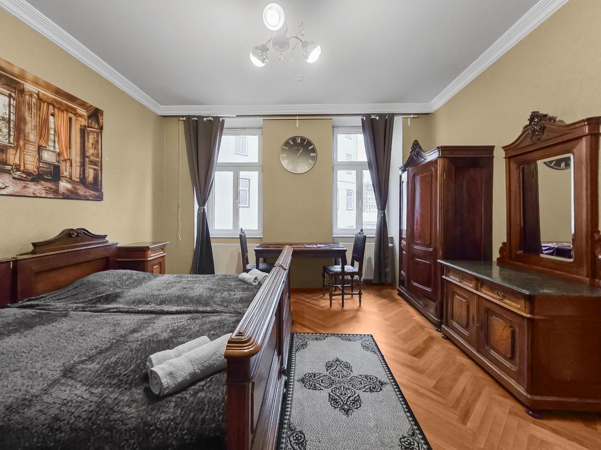 King-Size Comfort In Three Bedrooms فيينا المظهر الخارجي الصورة